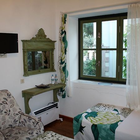 Dalyan Butik Otel Hayat Bahcesi Ayvalik Luaran gambar
