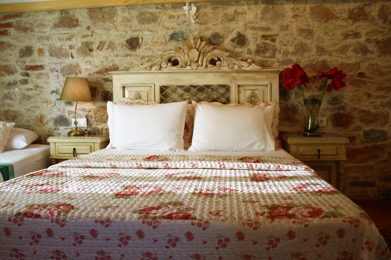 Dalyan Butik Otel Hayat Bahcesi Ayvalik Luaran gambar